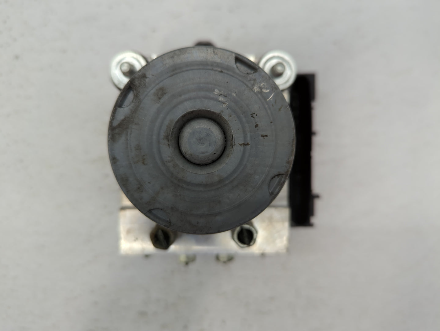 2011-2013 Infiniti G37 ABS Pump Control Module Replacement P/N:47660 1NL0A Fits Fits 2011 2012 2013 OEM Used Auto Parts - Oe