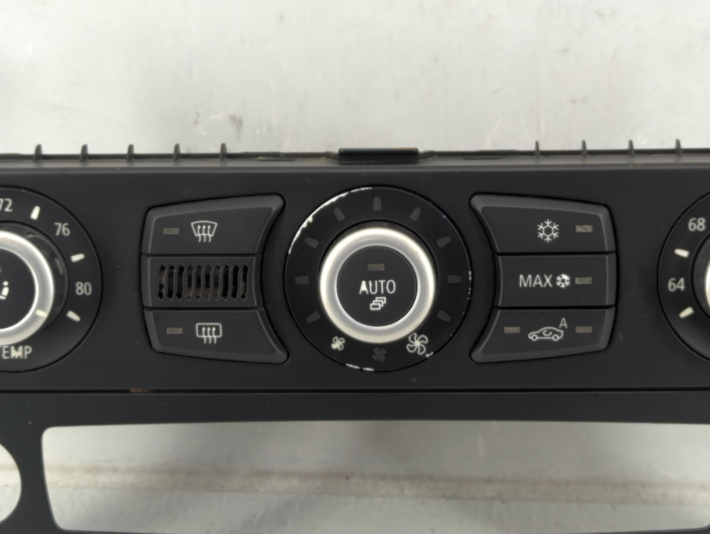 2010-2013 Infiniti G37 Climate Control Module Temperature AC/Heater Replacement P/N:6 976 362 Fits OEM Used Auto Parts - Oem