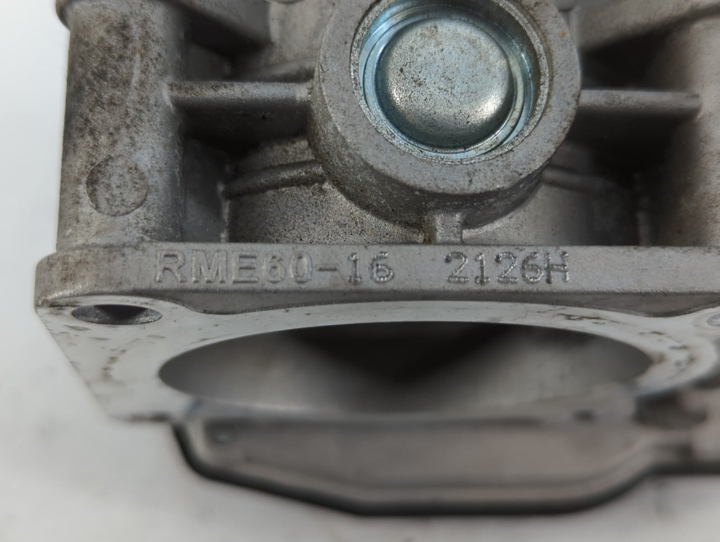 2008-2013 Infiniti G37 Throttle Body P/N:2126H RME60-16 Fits OEM Used Auto Parts - Oemusedautoparts1.com