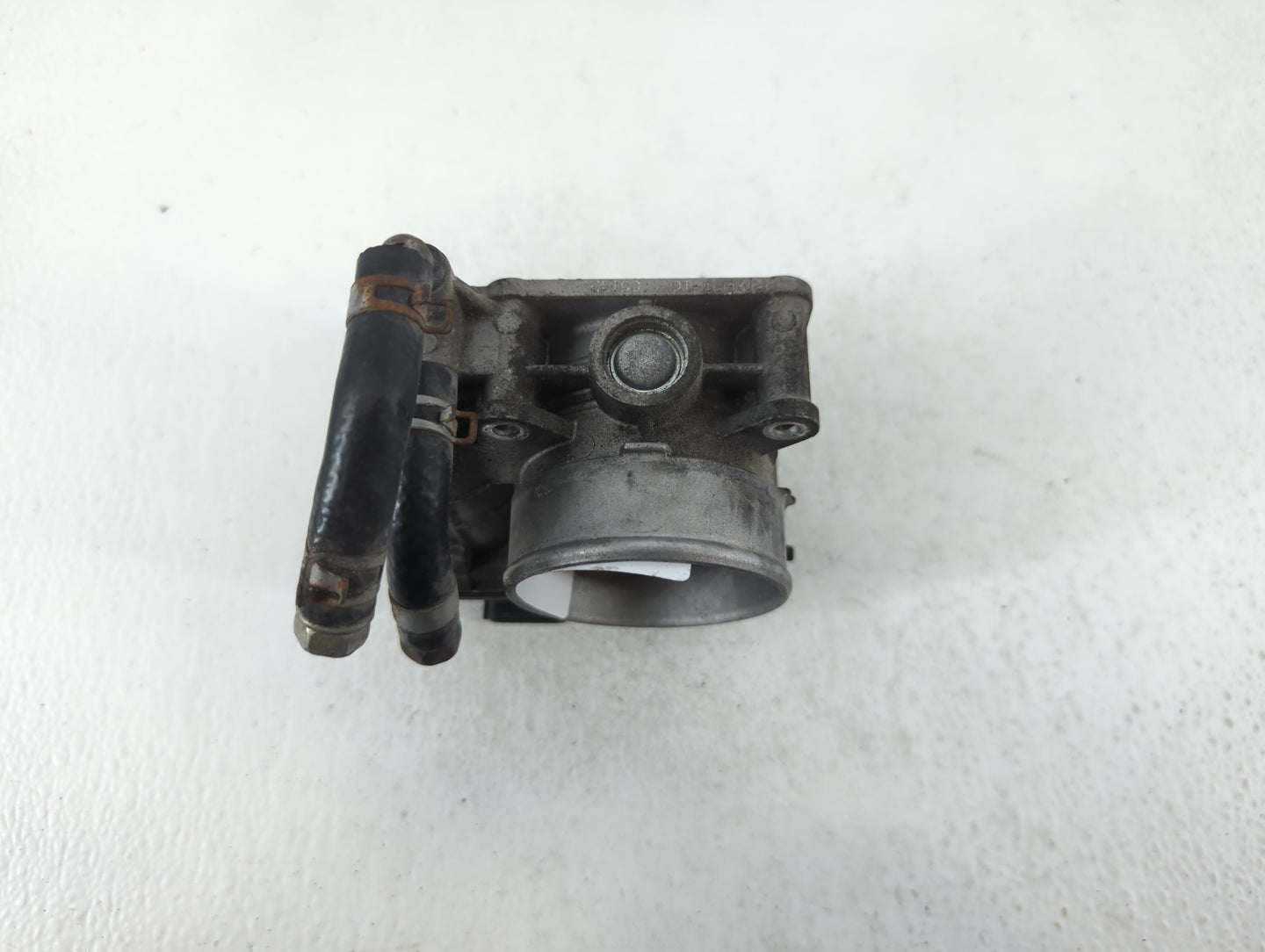 2008-2013 Infiniti G37 Throttle Body P/N:2126H RME60-16 Fits OEM Used Auto Parts - Oemusedautoparts1.com