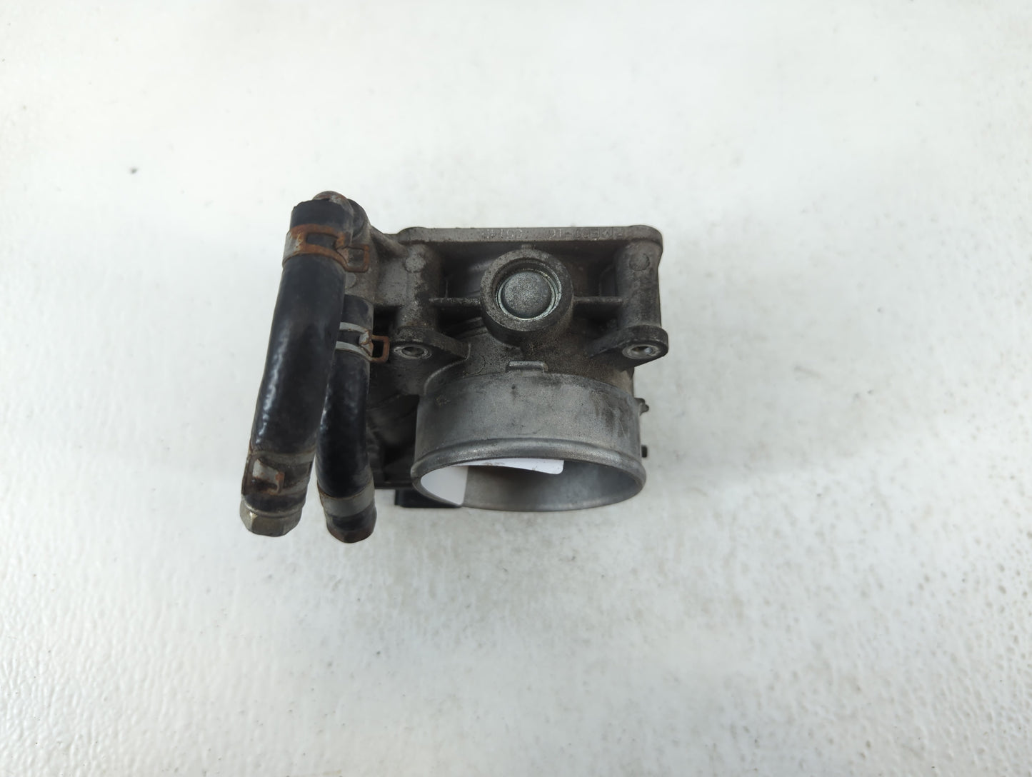 2008-2013 Infiniti G37 Throttle Body P/N:2126H RME60-16 Fits OEM Used Auto Parts - Oemusedautoparts1.com