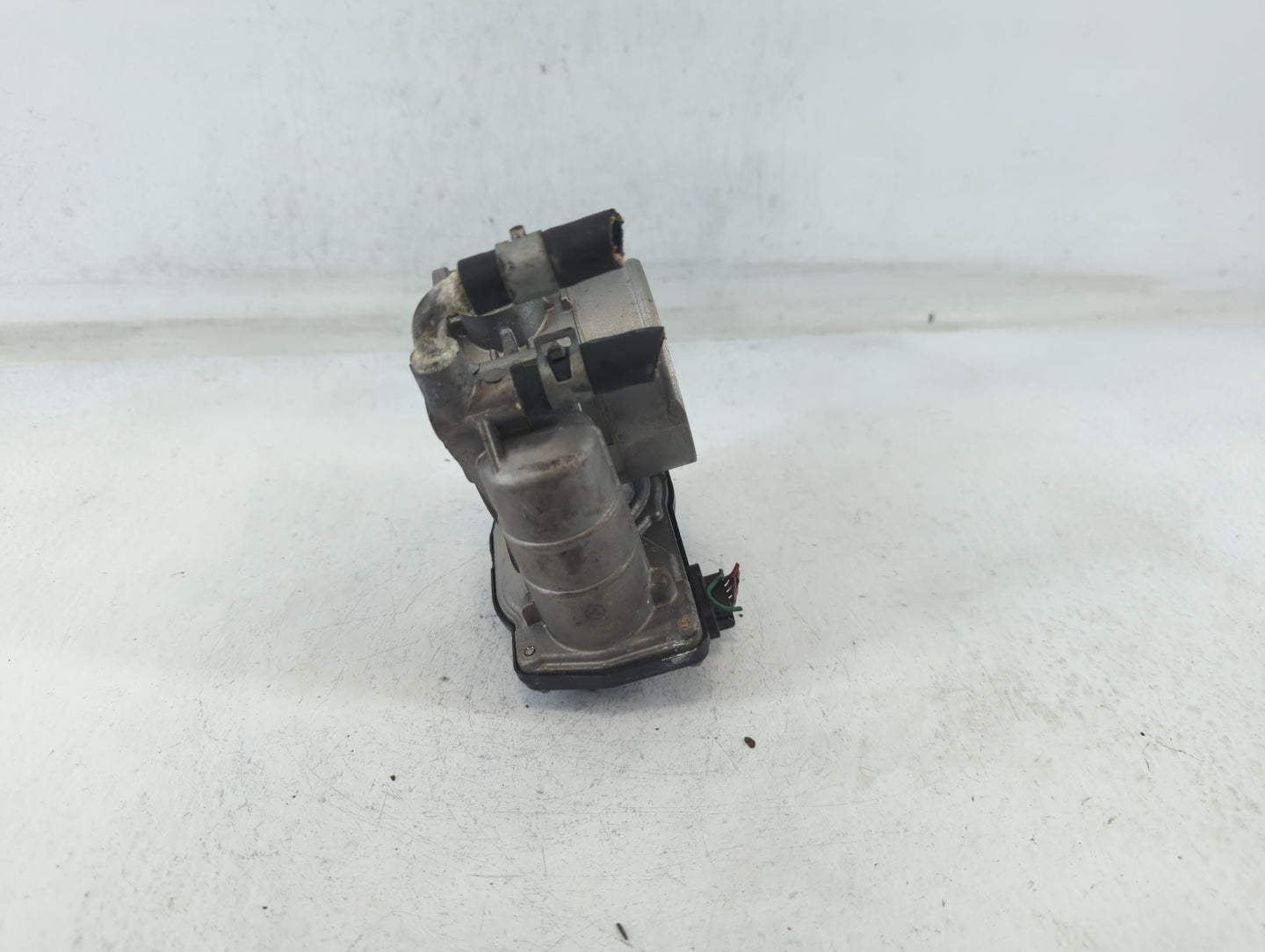 2008-2013 Infiniti G37 Throttle Body P/N:1Y21H RME60-16 Fits OEM Used Auto Parts - Oemusedautoparts1.com