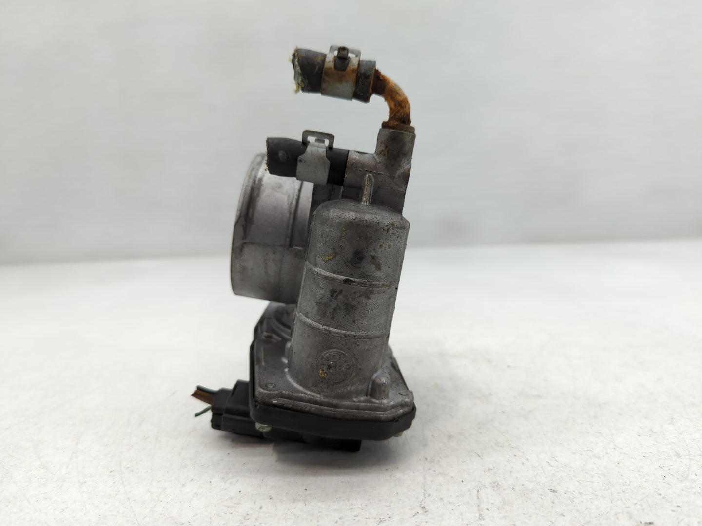 2008-2013 Infiniti G37 Throttle Body P/N:1903 526-02 Fits OEM Used Auto Parts - Oemusedautoparts1.com