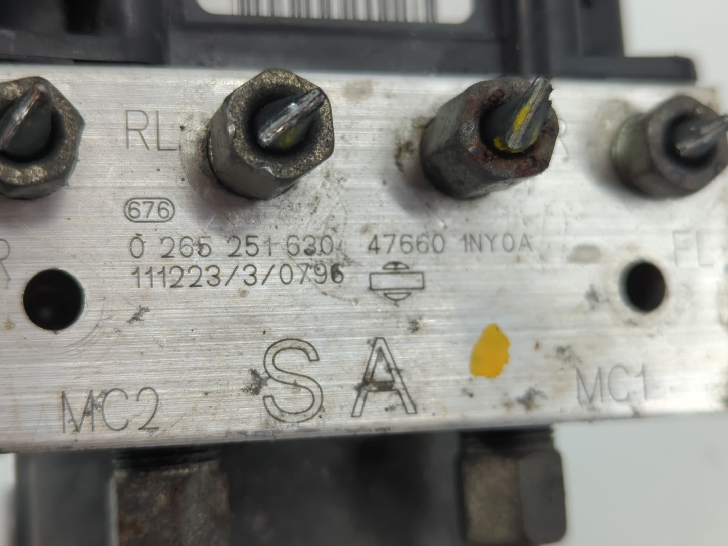 2011-2013 Infiniti G37 ABS Pump Control Module Replacement P/N:47660 1NY0A 0 265 251 630 Fits Fits 2011 2012 2013 OEM Used A