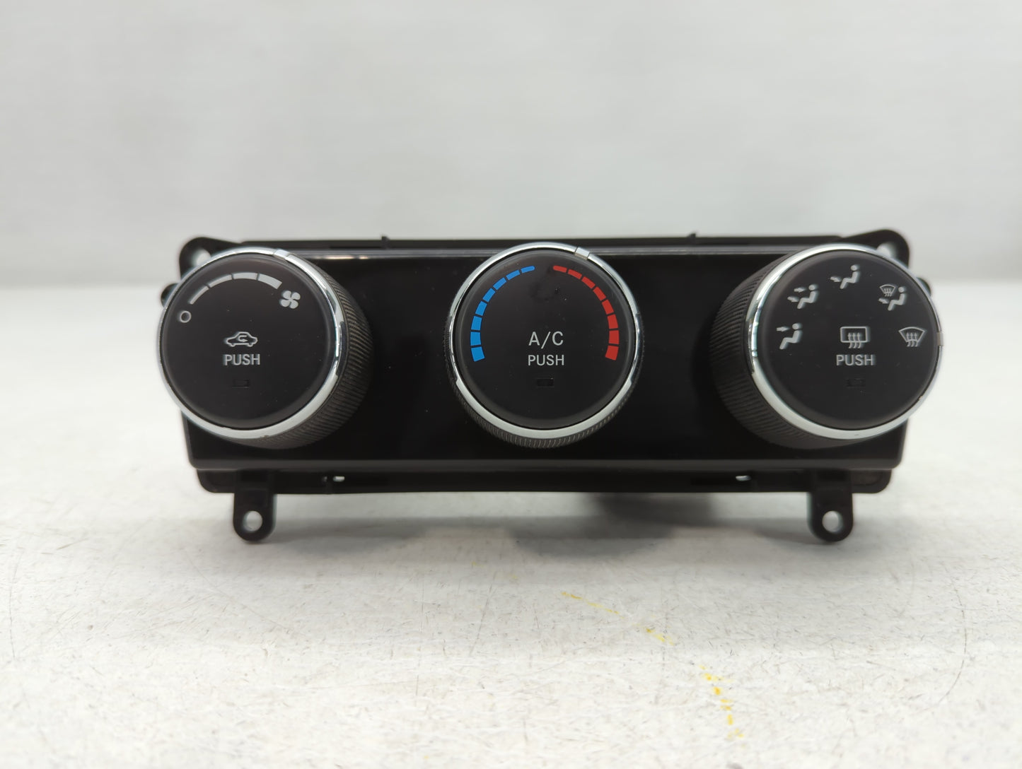 2012 Infiniti G37 Climate Control Module Temperature AC/Heater Replacement P/N:25391 1BU8A-D 25391 1BU8A 3F08, 68262 1NF4D F