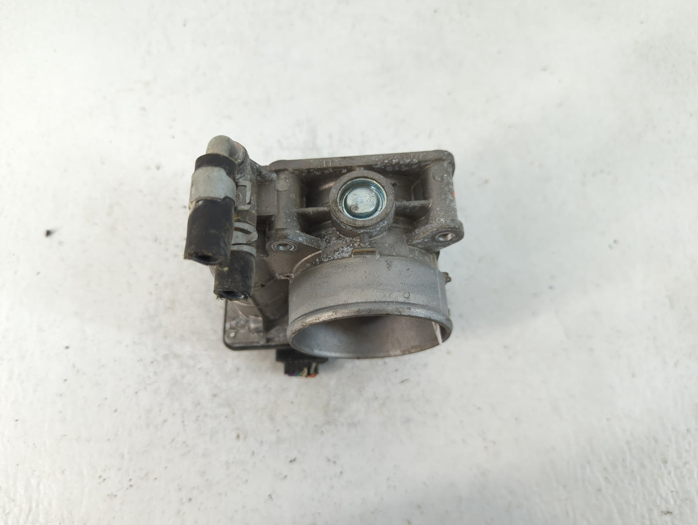 2008-2013 Infiniti G37 Throttle Body P/N:7130H RME60-16 Fits OEM Used Auto Parts - Oemusedautoparts1.com
