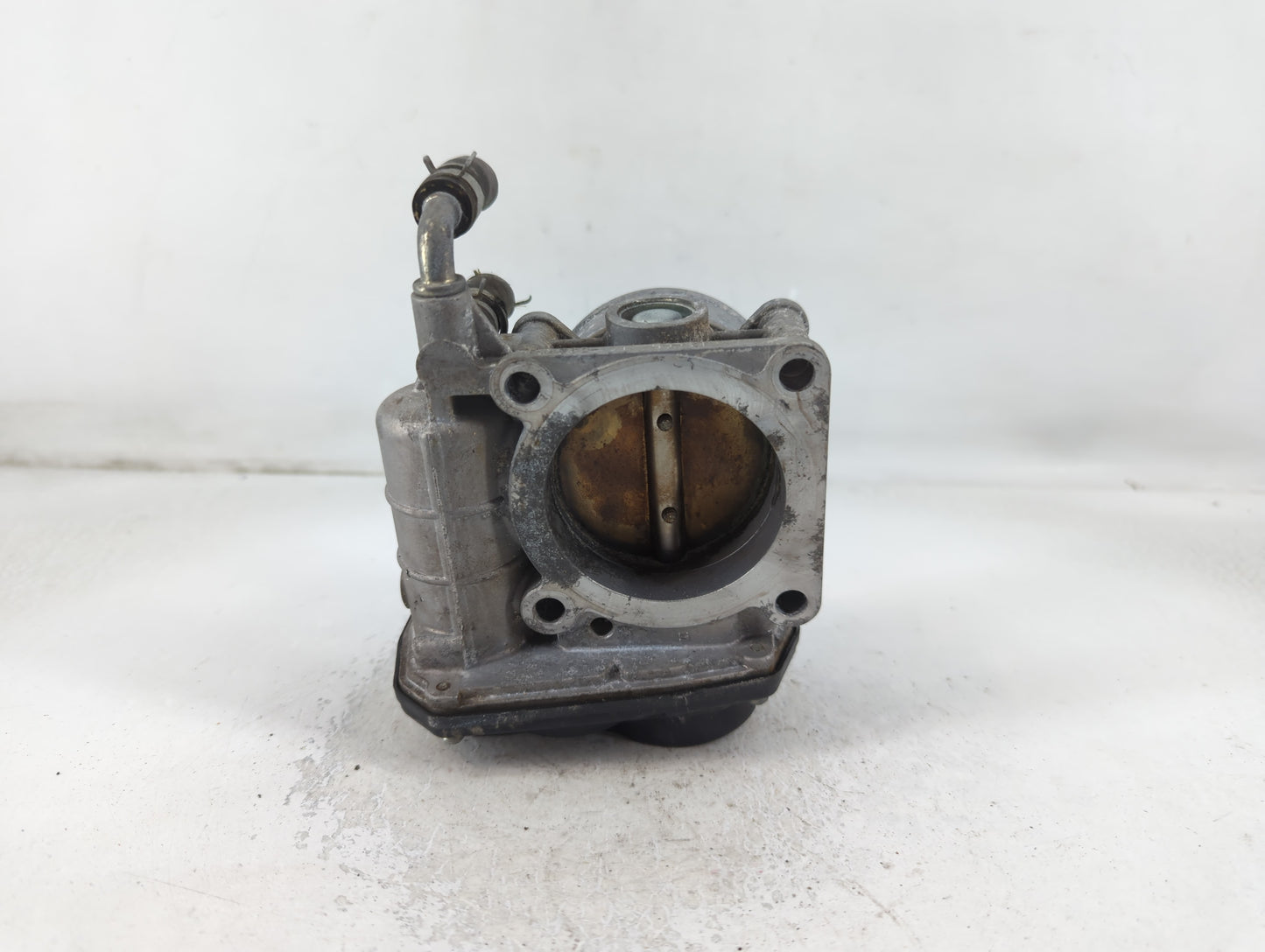 2008-2013 Infiniti G37 Throttle Body P/N:5930 526-02 Fits OEM Used Auto Parts - Oemusedautoparts1.com