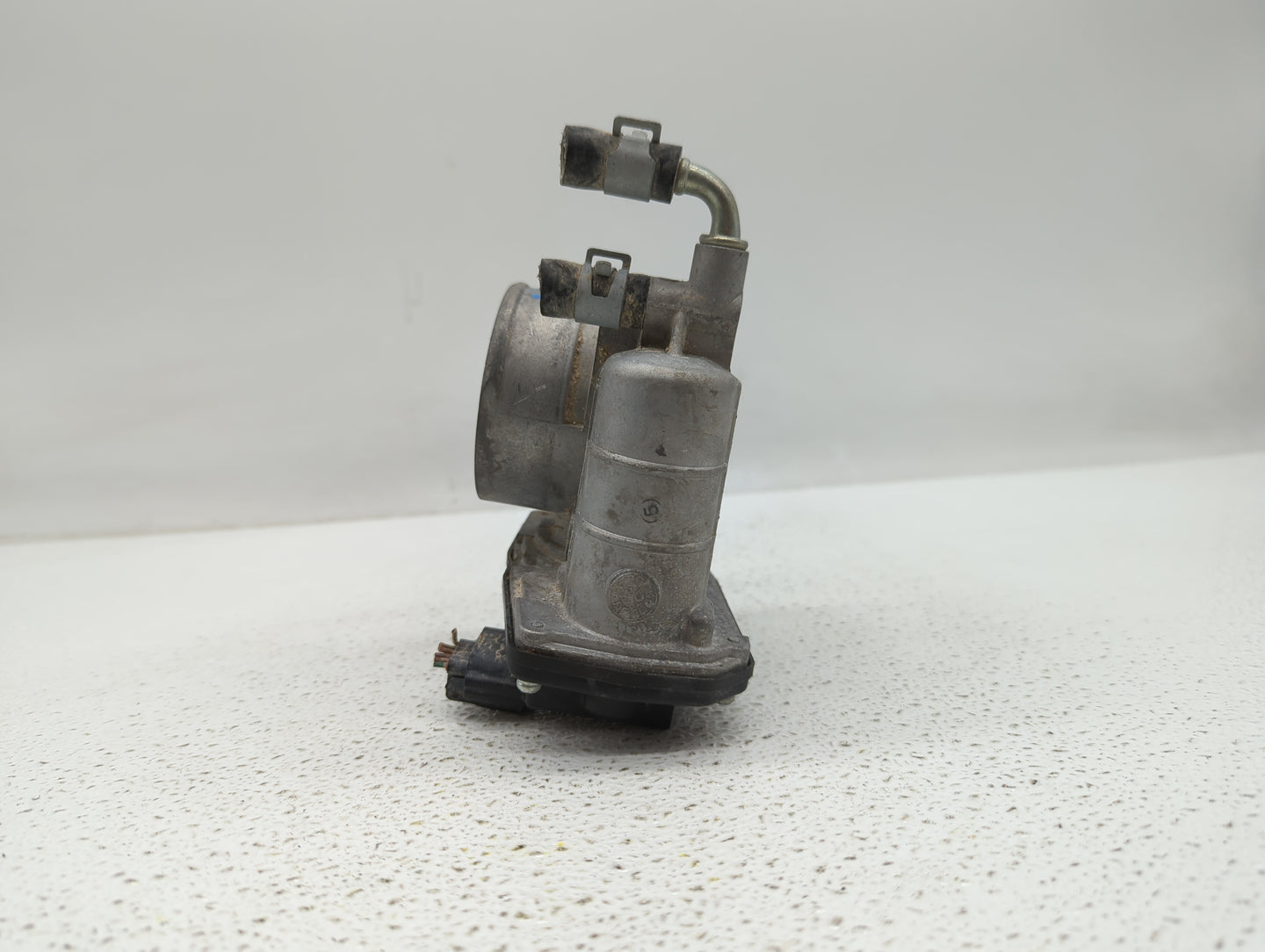 2012 Infiniti M37 Throttle Body P/N:526-02 Fits OEM Used Auto Parts - Oemusedautoparts1.com