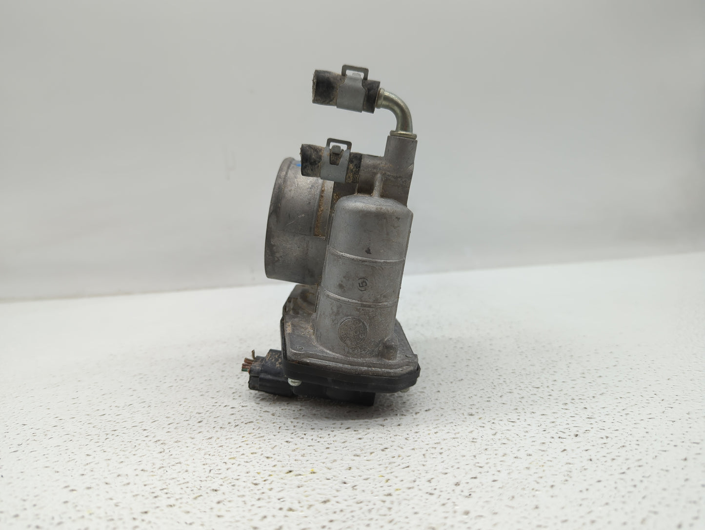 2012 Infiniti M37 Throttle Body P/N:526-02 Fits OEM Used Auto Parts - Oemusedautoparts1.com