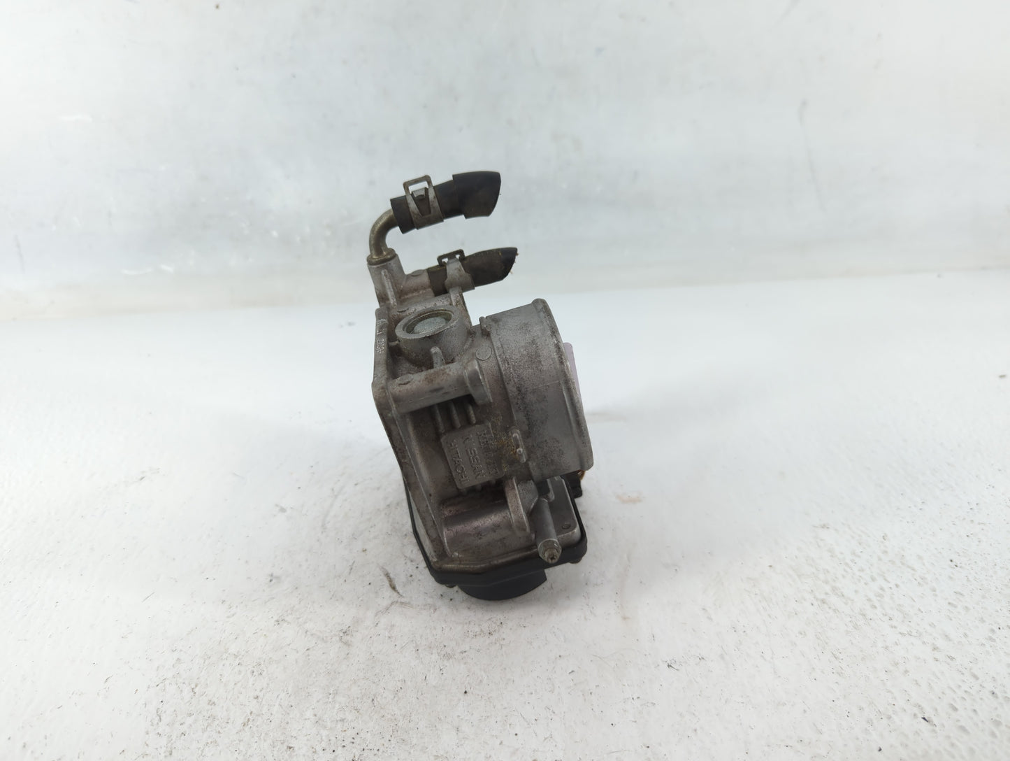 2011-2013 Infiniti M37 Throttle Body P/N:RME60 -21 Fits Fits 2007 2008 2009 2010 2011 2012 2013 2014 2015 2016 2017 2018 201