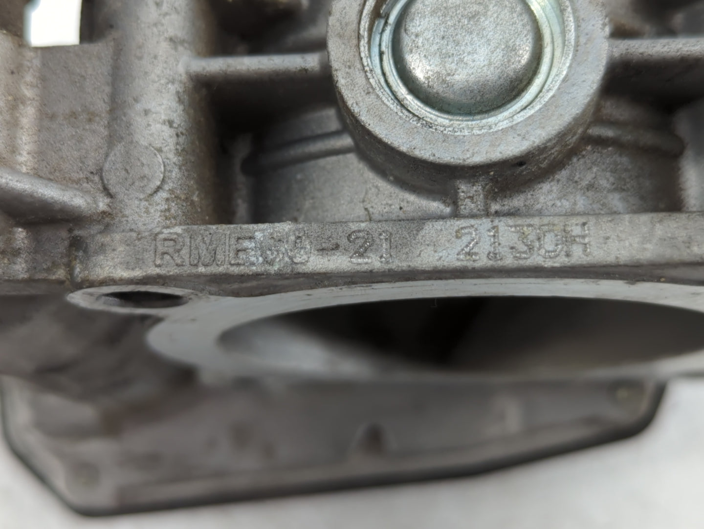 2011-2013 Infiniti M37 Throttle Body P/N:RME60 -21 Fits Fits 2007 2008 2009 2010 2011 2012 2013 2014 2015 2016 2017 2018 201