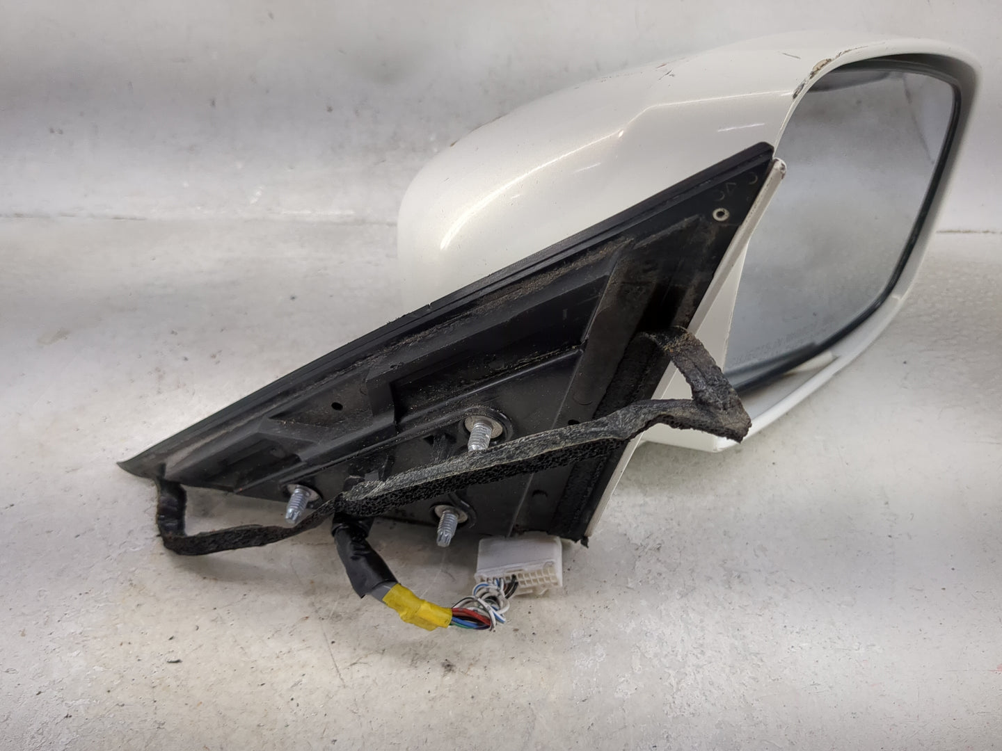 2011-2013 Infiniti M56 Passenger Side View Mirror - Right Door Mirror OEM Used - Oemusedautoparts1.com
