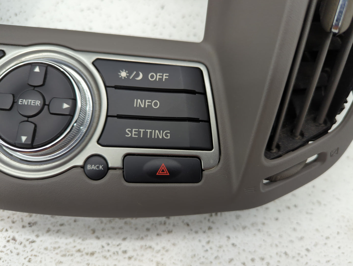 2014-2017 Infiniti Qx50 Radio Control Panel - Oemusedautoparts1.com