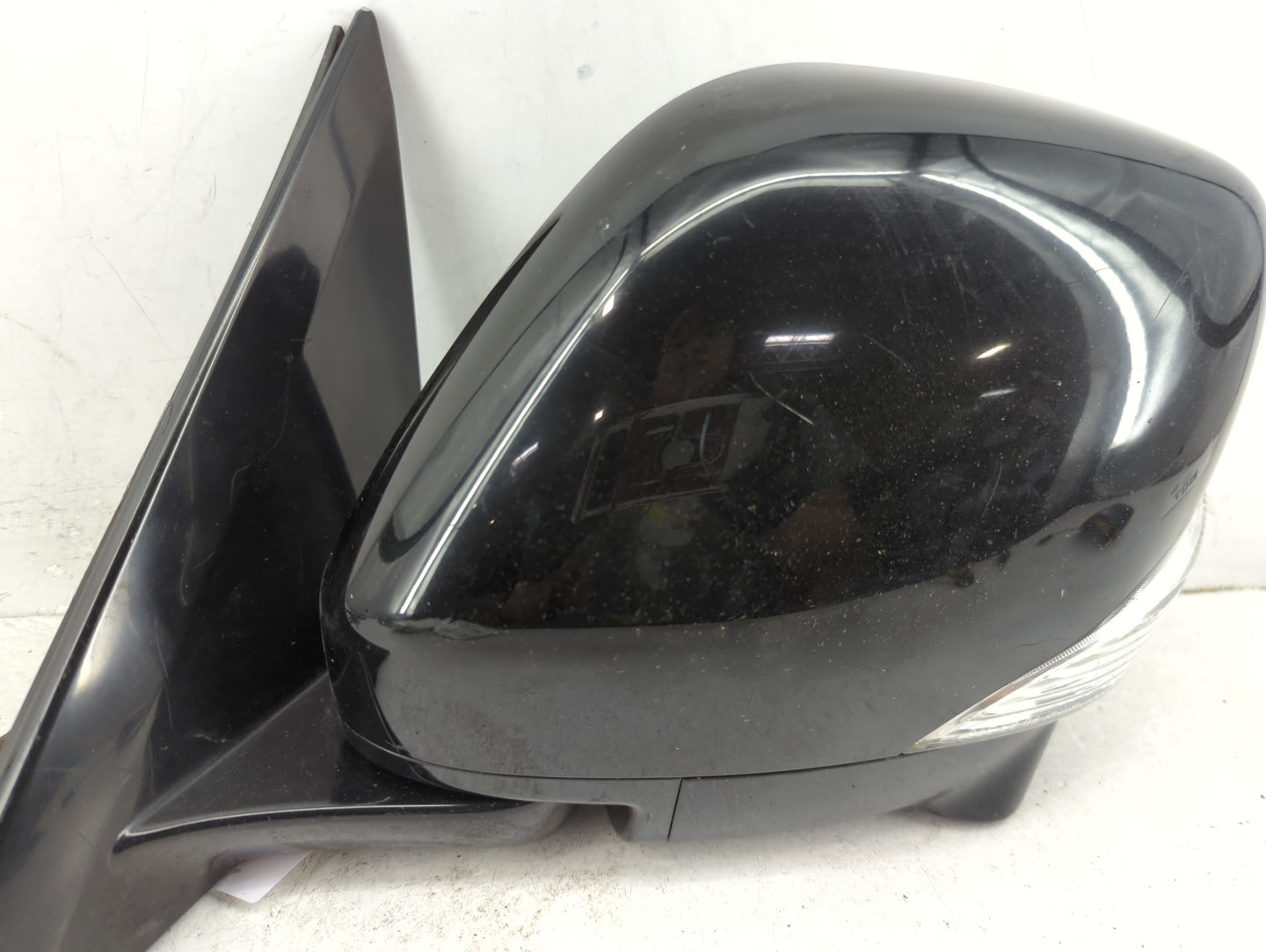 2011-2012 Infiniti Qx56 Driver Side View Mirror - Left Door Mirror OEM Used - Oemusedautoparts1.com