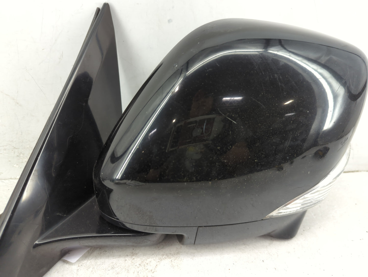 2011-2012 Infiniti Qx56 Driver Side View Mirror - Left Door Mirror OEM Used - Oemusedautoparts1.com