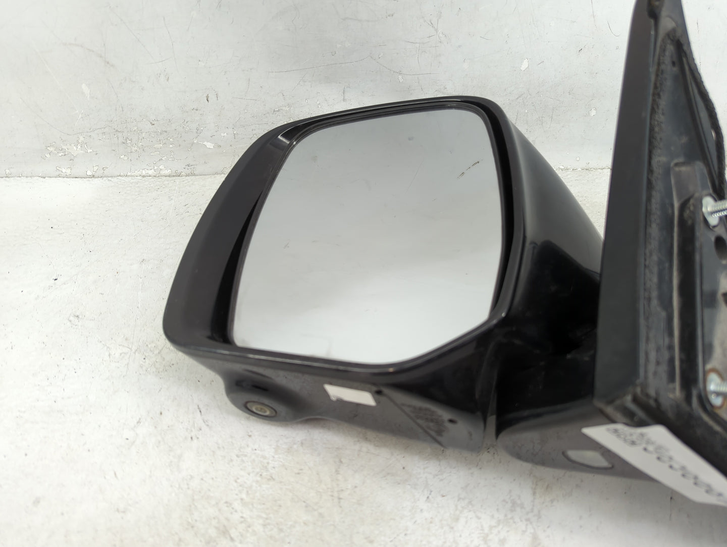 2011-2012 Infiniti Qx56 Driver Side View Mirror - Left Door Mirror OEM Used - Oemusedautoparts1.com