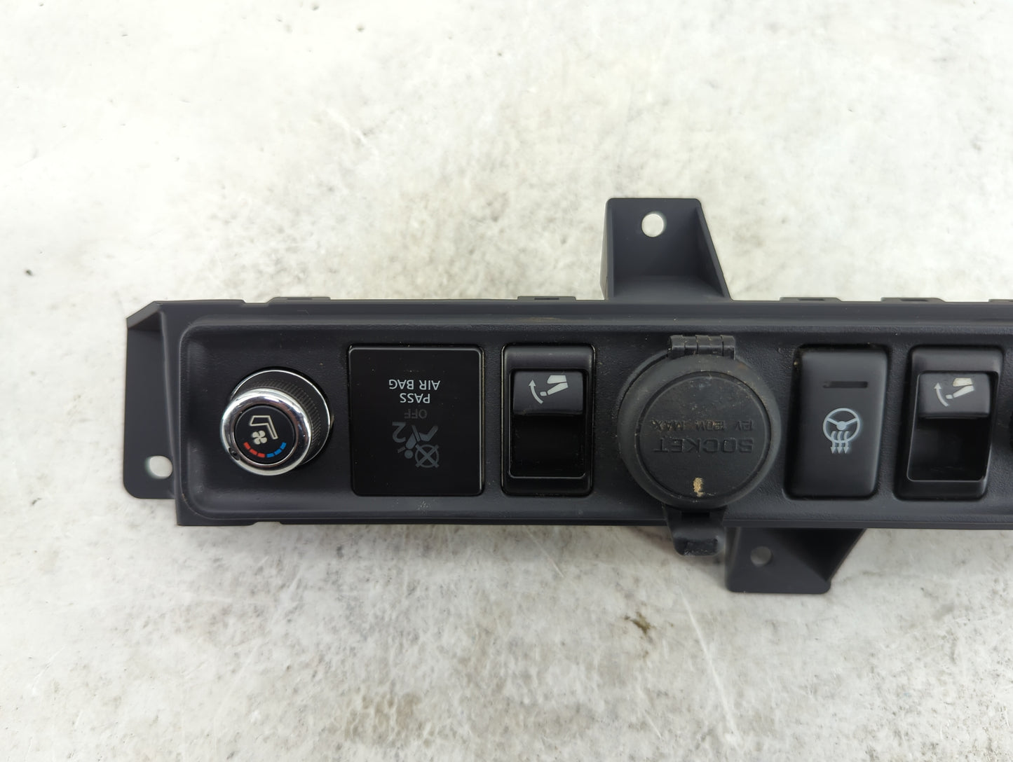 2011-2013 Infiniti Qx56 Climate Control Module Temperature AC/Heater Replacement Fits OEM Used Auto Parts - Oemusedautoparts