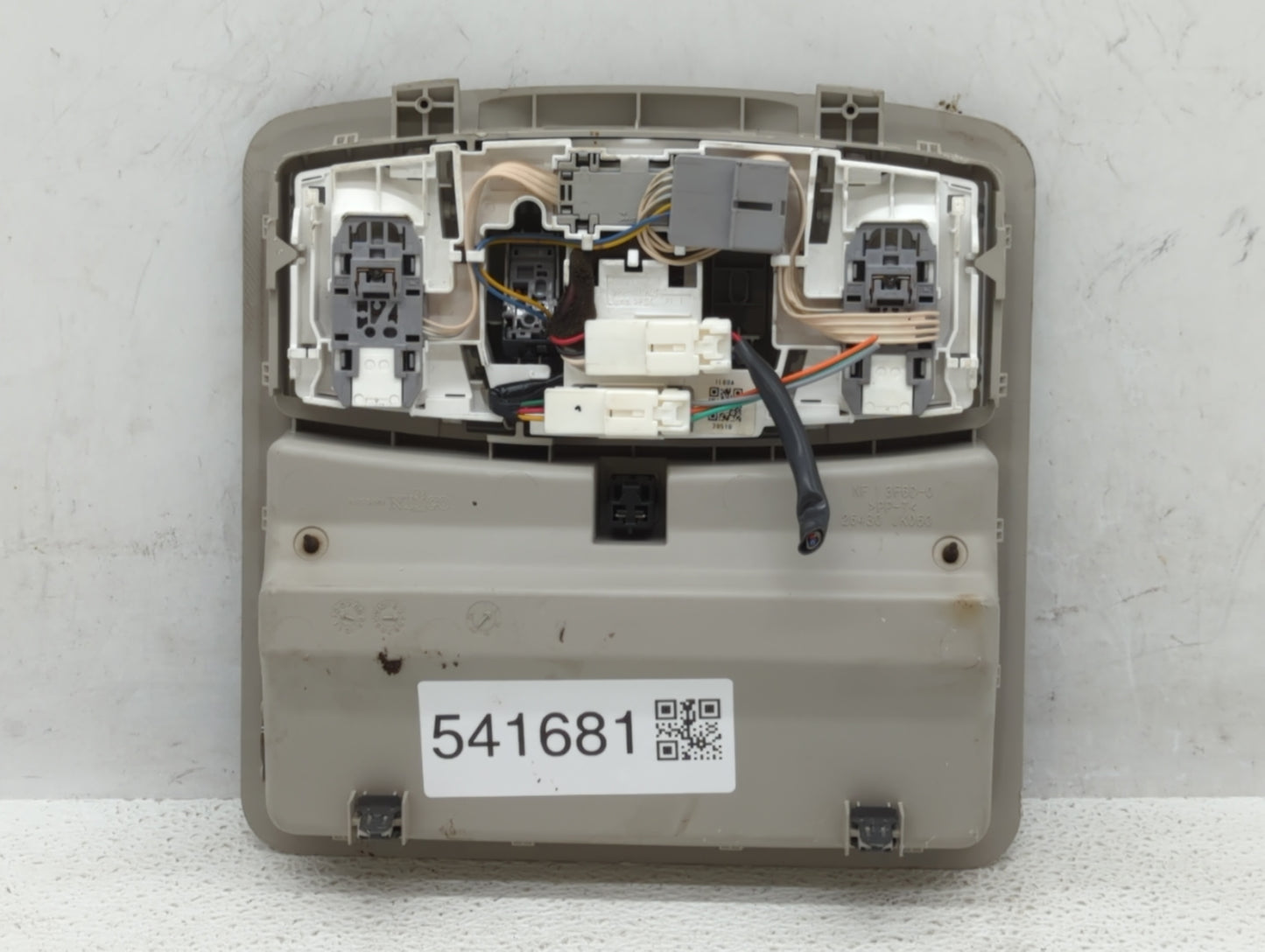 2011-2013 Infiniti Qx56 Center Floor Console P/N:26430-JK060 Fits Fits 2011 2012 2013 OEM Used Auto Parts - Oemusedautoparts