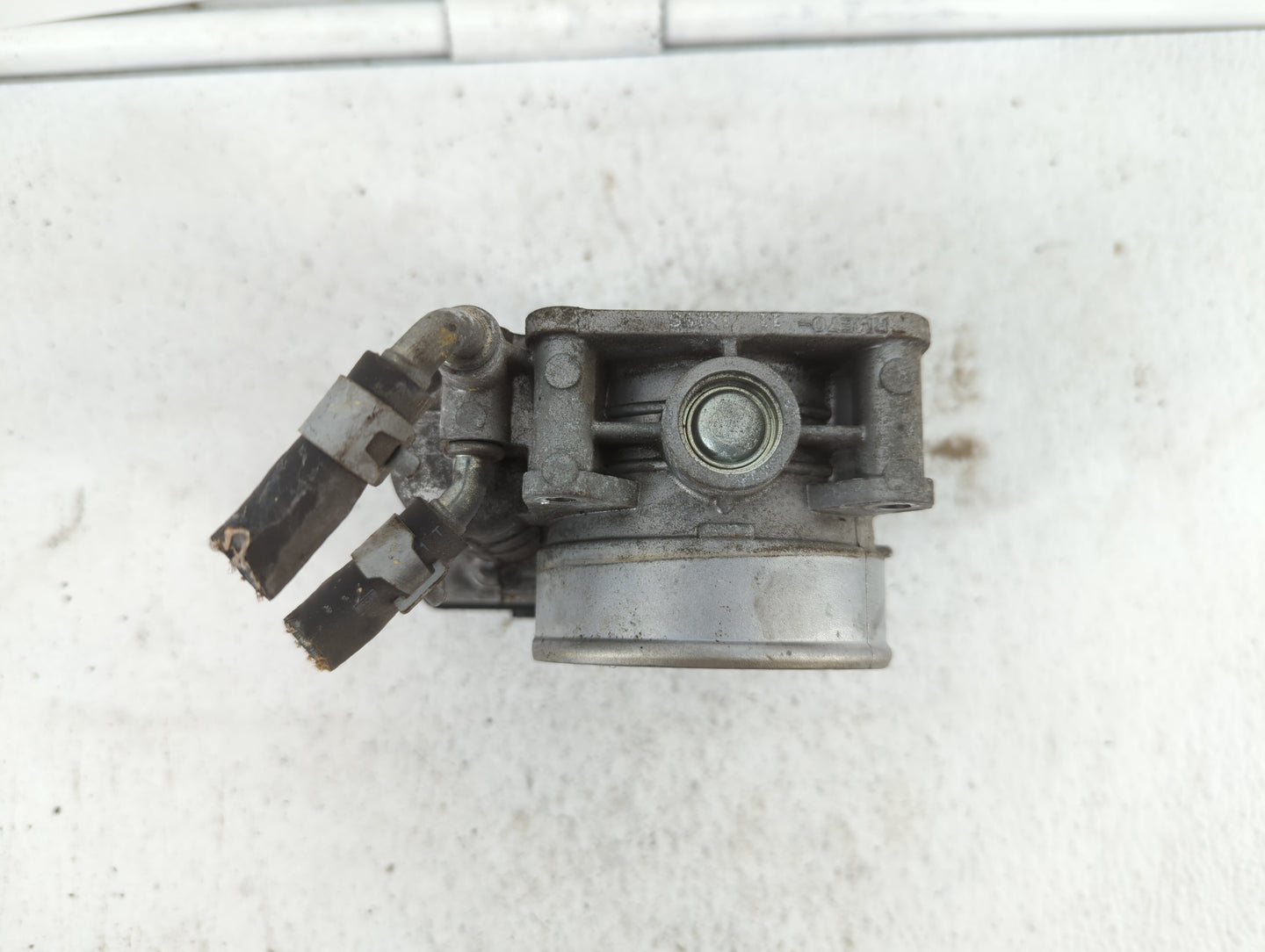 2014 Infiniti Qx60 Throttle Body P/N:526-01 G 0205, RME70-11 Fits Fits 2007 2008 2009 2010 2011 2012 2013 OEM Used Auto Part