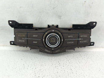 compare product 2012 Infiniti Qx80 Radio Control Panel