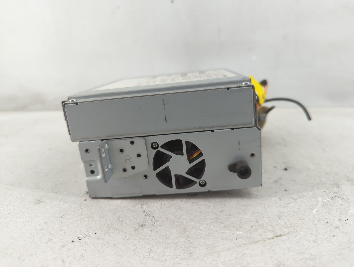 2012-2013 Jaguar Xf Radio AM FM Cd Player Receiver Replacement P/N:31326218AA Fits Fits 2012 2013 OEM Used Auto Parts - Oemu