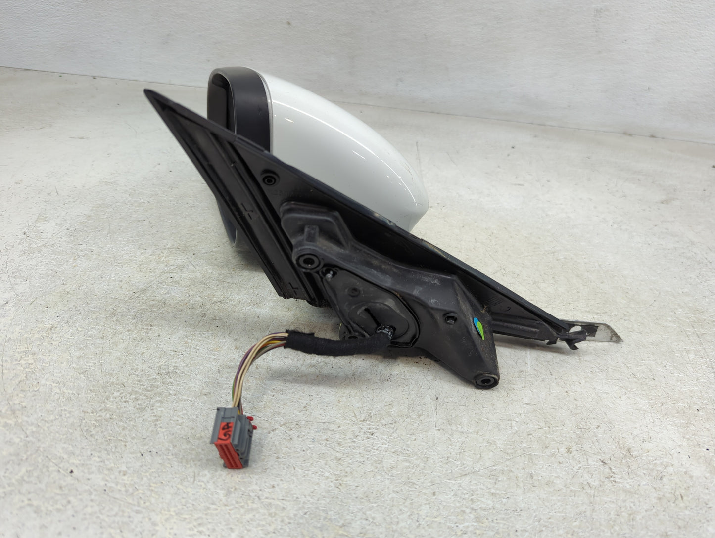 2010-2015 Jaguar Xf Driver Side View Mirror - Left Door Mirror OEM Used - Oemusedautoparts1.com