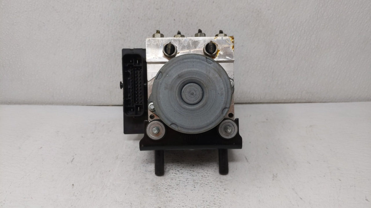 2012 Jaguar Xf Anti-Lock Brake ABS Pump Module Actuator OEM P/N:CX23-2C405-AE Fits OEM Used Auto Parts - Oemusedautoparts1.c