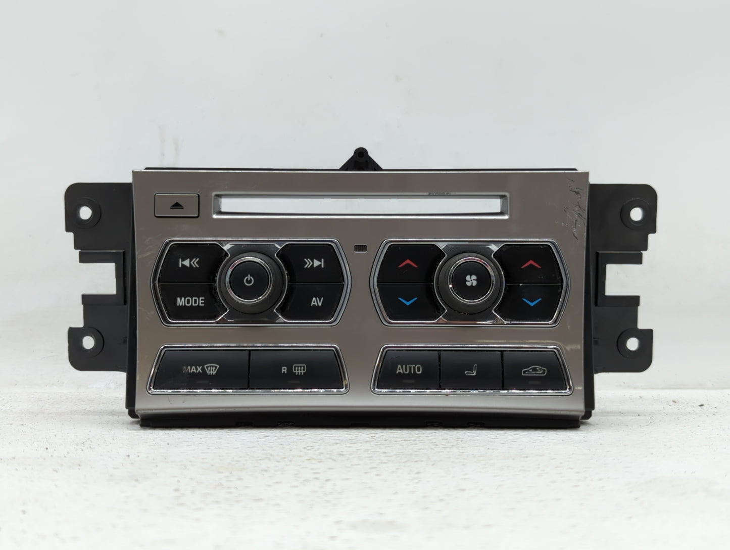 2013-2015 Jaguar Xf Radio Control Panel - Oemusedautoparts1.com