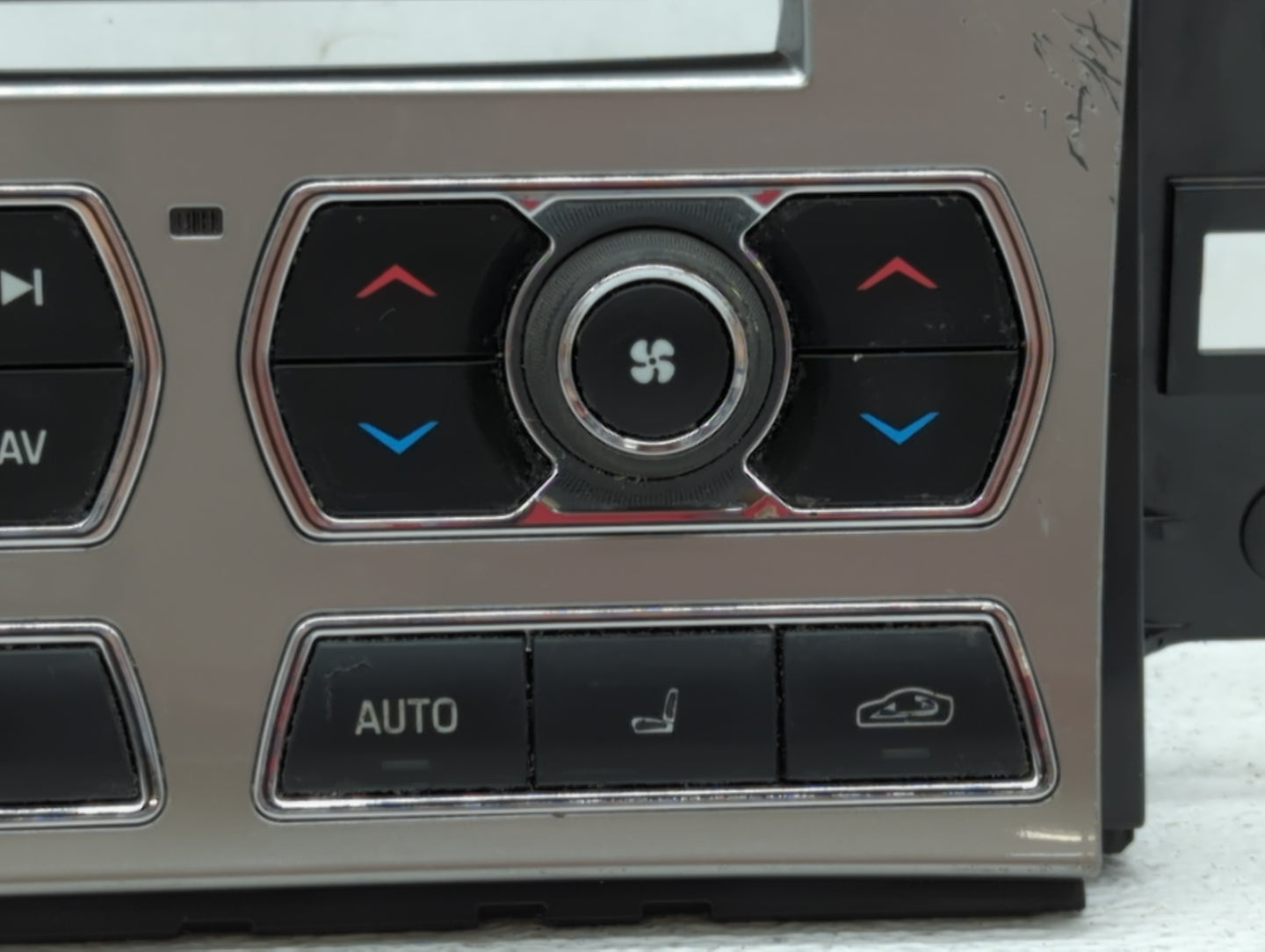 2013-2015 Jaguar Xf Radio Control Panel - Oemusedautoparts1.com