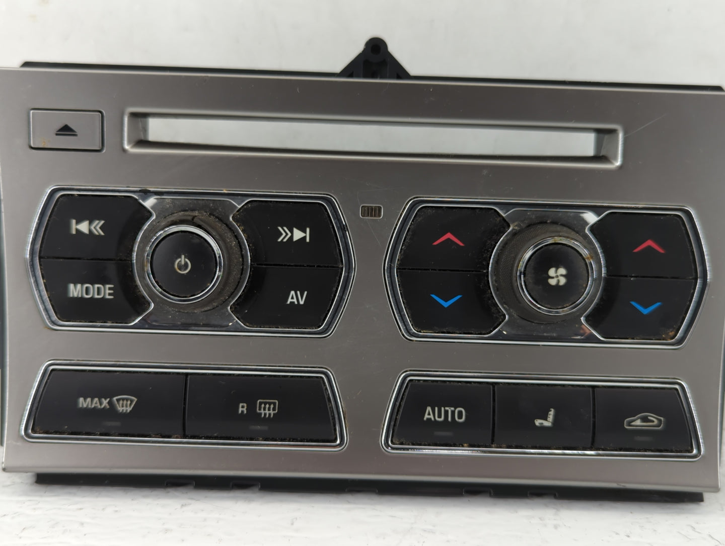2012-2015 Jaguar Xf Am Fm Cd Player Radio Receiver - Oemusedautoparts1.com
