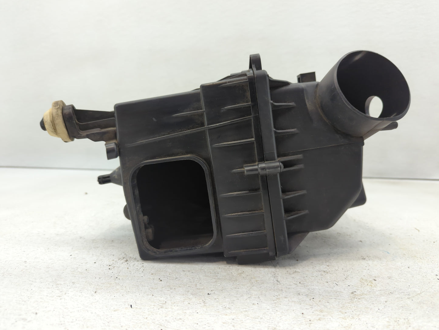 2009-2012 Jaguar Xf Air Cleaner Intake-duct Hose Tube - Oemusedautoparts1.com
