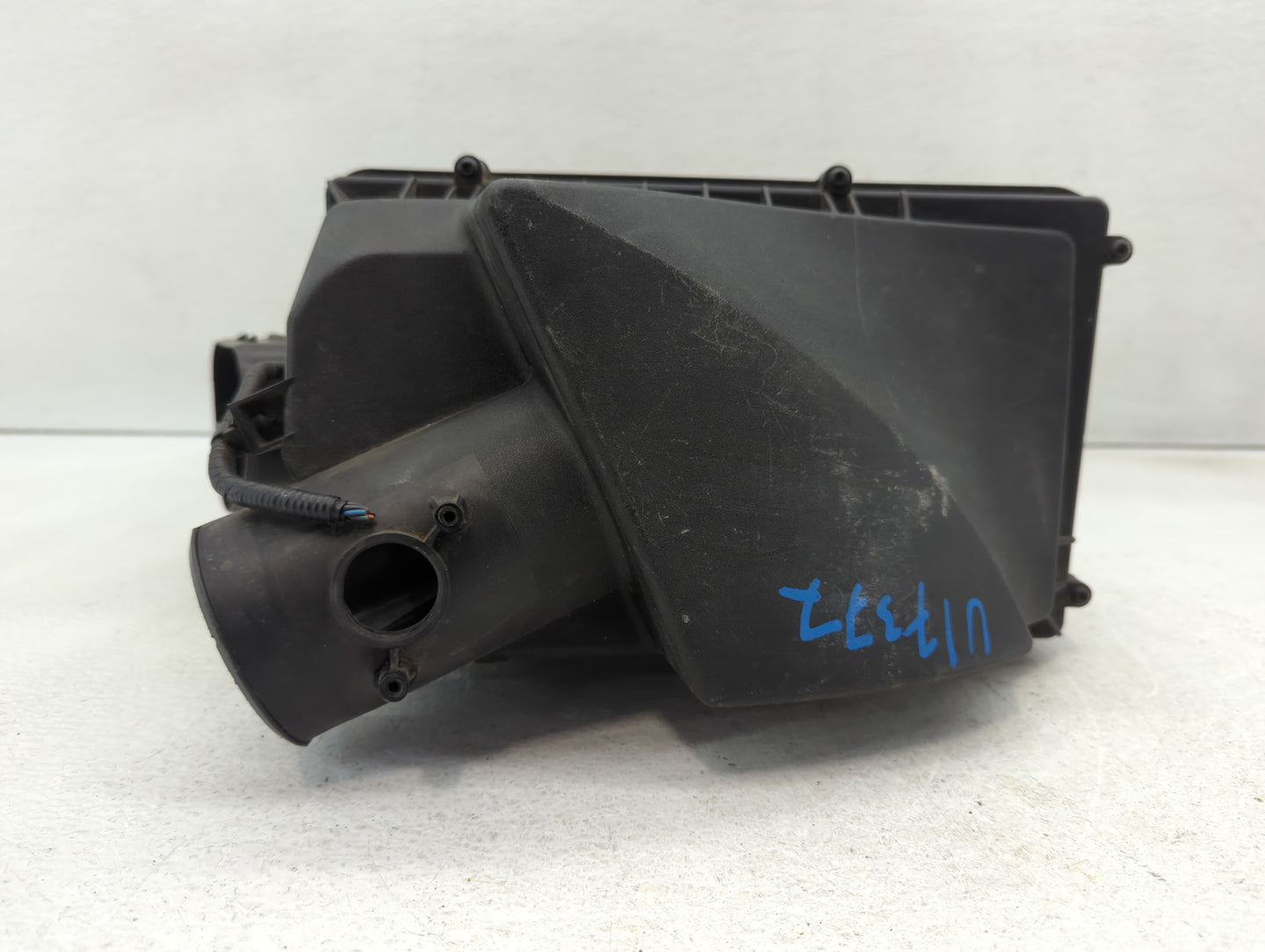 2009-2012 Jaguar Xf Air Cleaner Intake-duct Hose Tube - Oemusedautoparts1.com