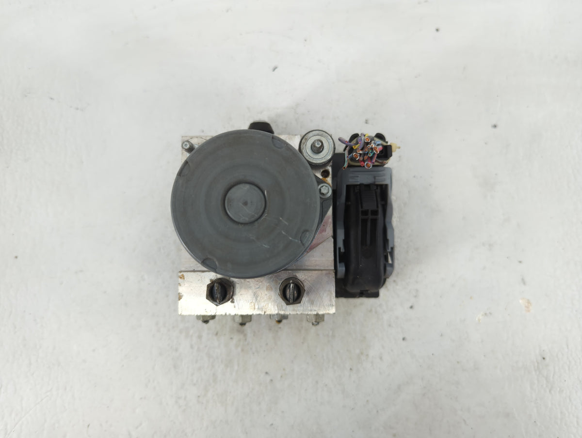 2012 Jaguar Xf Anti-Lock Brake ABS Pump Module Actuator OEM P/N:CX23-2C405-AE 0 265 252 286 Fits OEM Used Auto Parts - Oemus