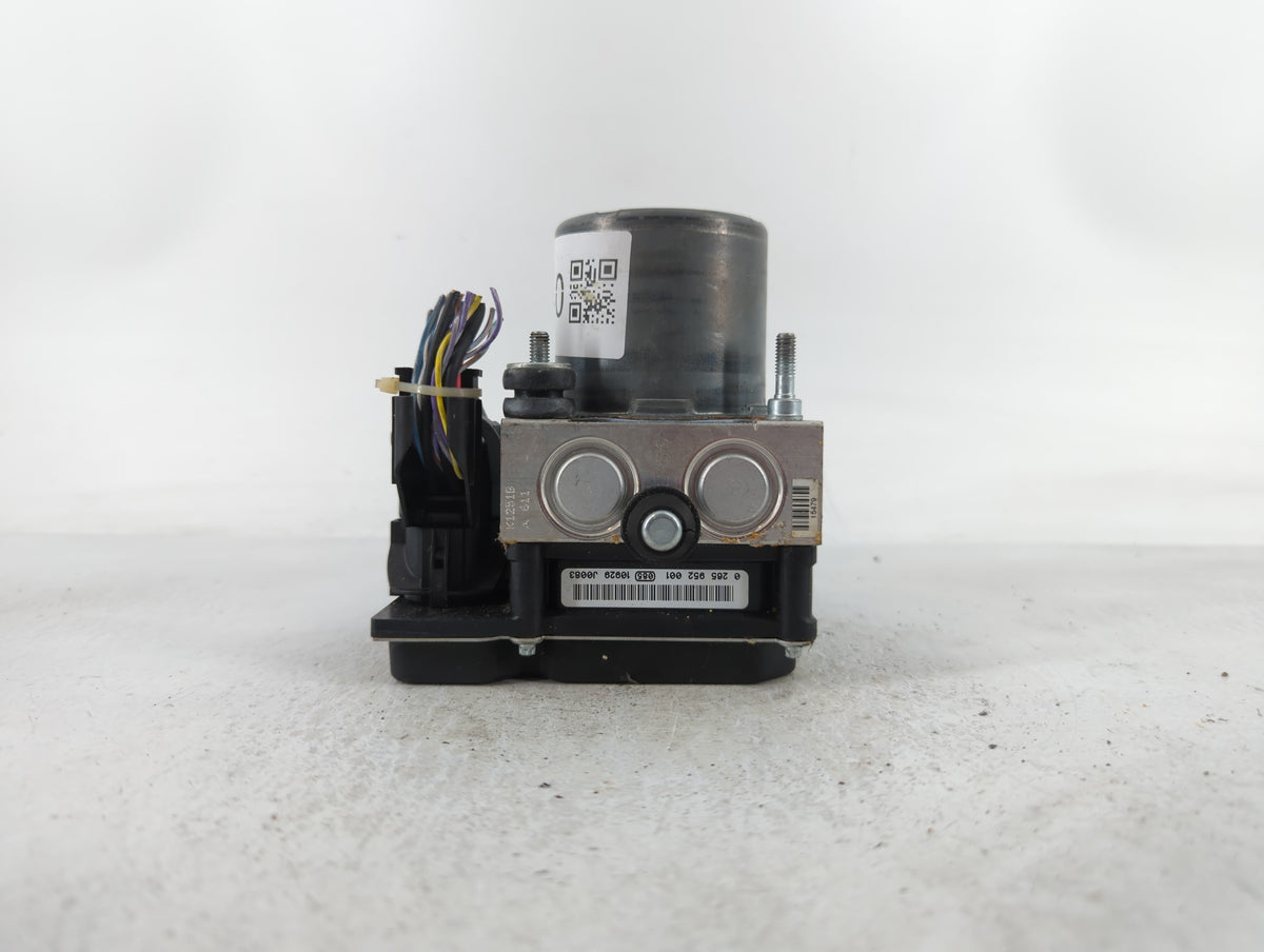 2012 Jaguar Xf Anti-Lock Brake ABS Pump Module Actuator OEM P/N:CX23-2C405-AE 0 265 252 286 Fits OEM Used Auto Parts - Oemus