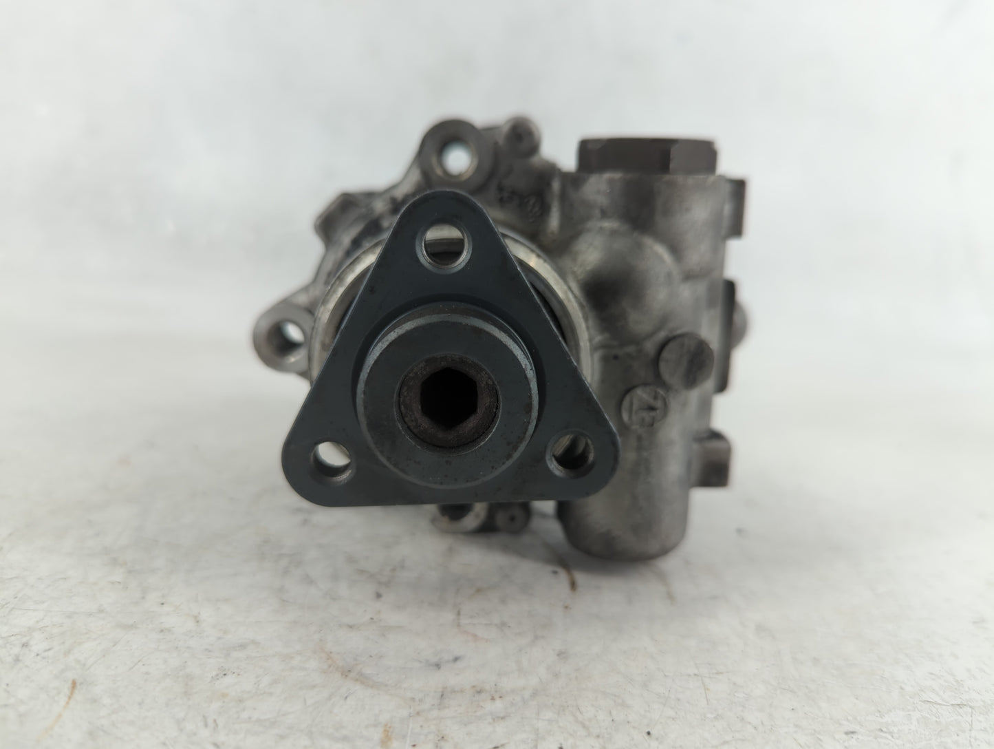 2010-2015 Jaguar Xf Power Steering Column Pump Oem - Oemusedautoparts1.com