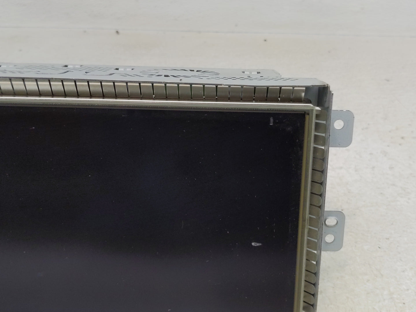 2010-2012 Jaguar Xj Information Display Screen Black - Oemusedautoparts1.com