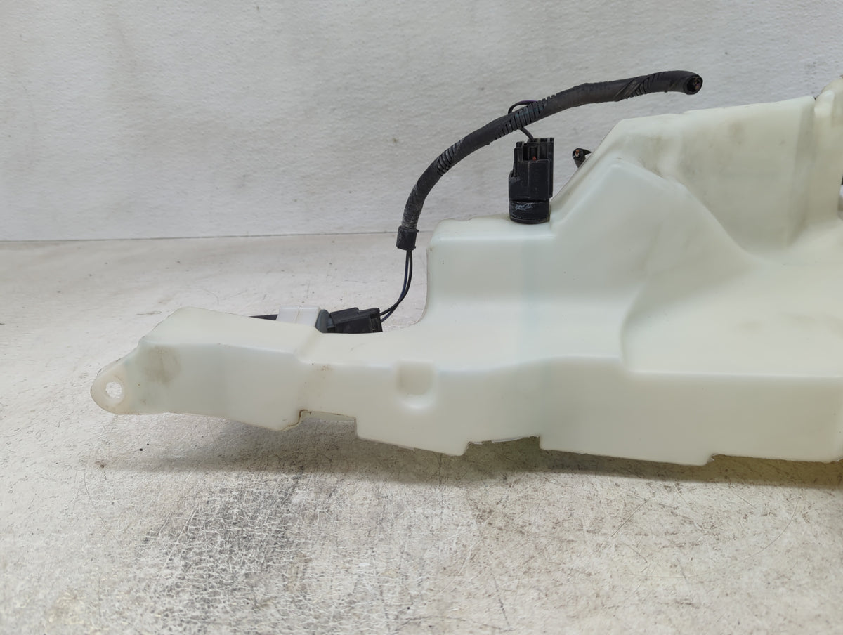2010-2019 Jaguar Xj Windshield Washer Fluid Reservoir Bottle 1409693 - Oemusedautoparts1.com
