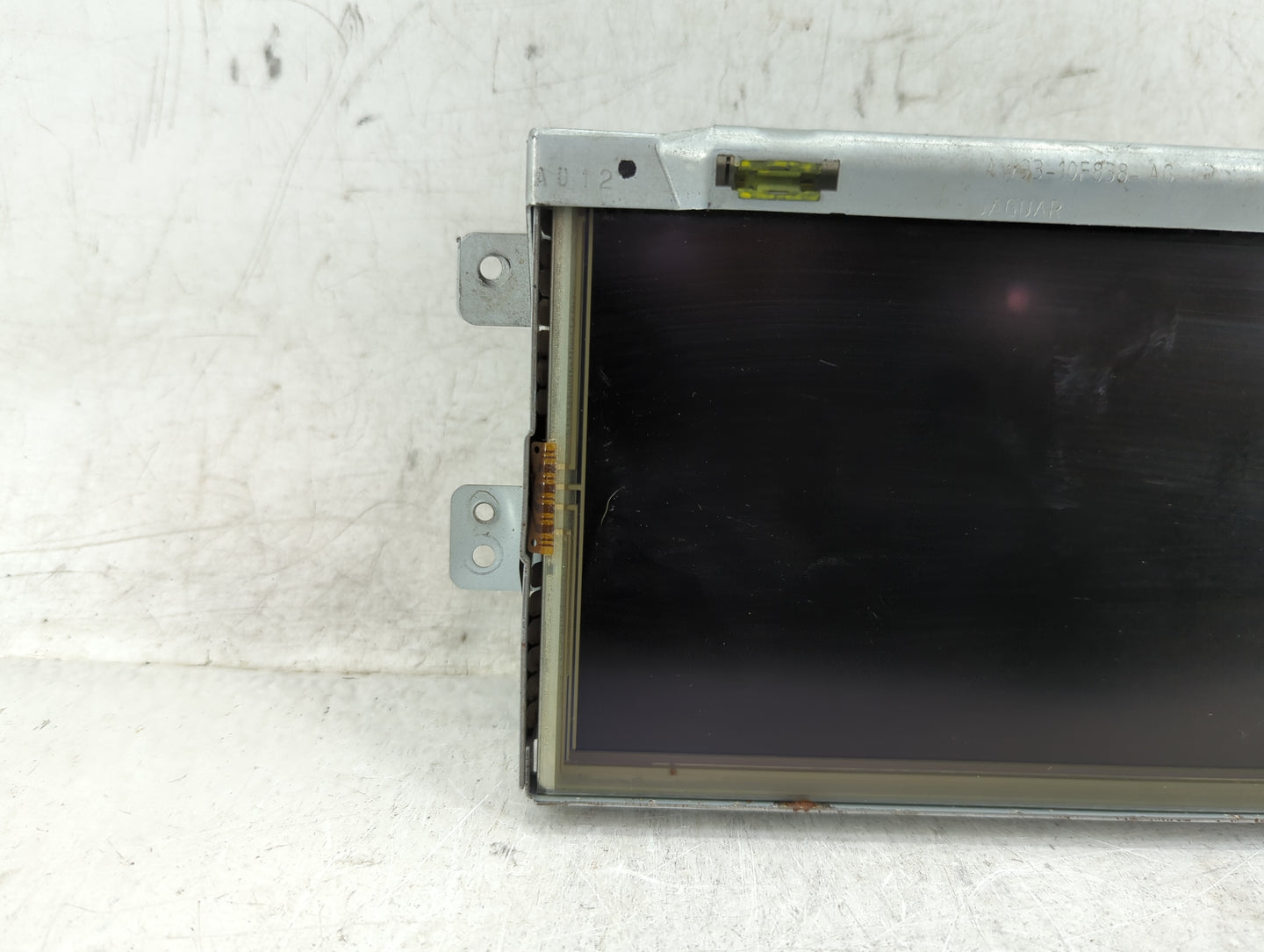 2010-2012 Jaguar Xj Information Display Screen - Oemusedautoparts1.com