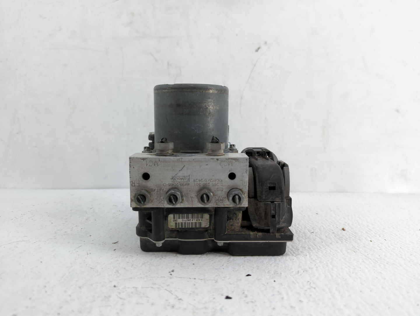 2010-2012 Jaguar Xj ABS Pump Control Module Replacement P/N:AW93-2C405-CF Fits Fits 2010 2011 2012 OEM Used Auto Parts - Oem