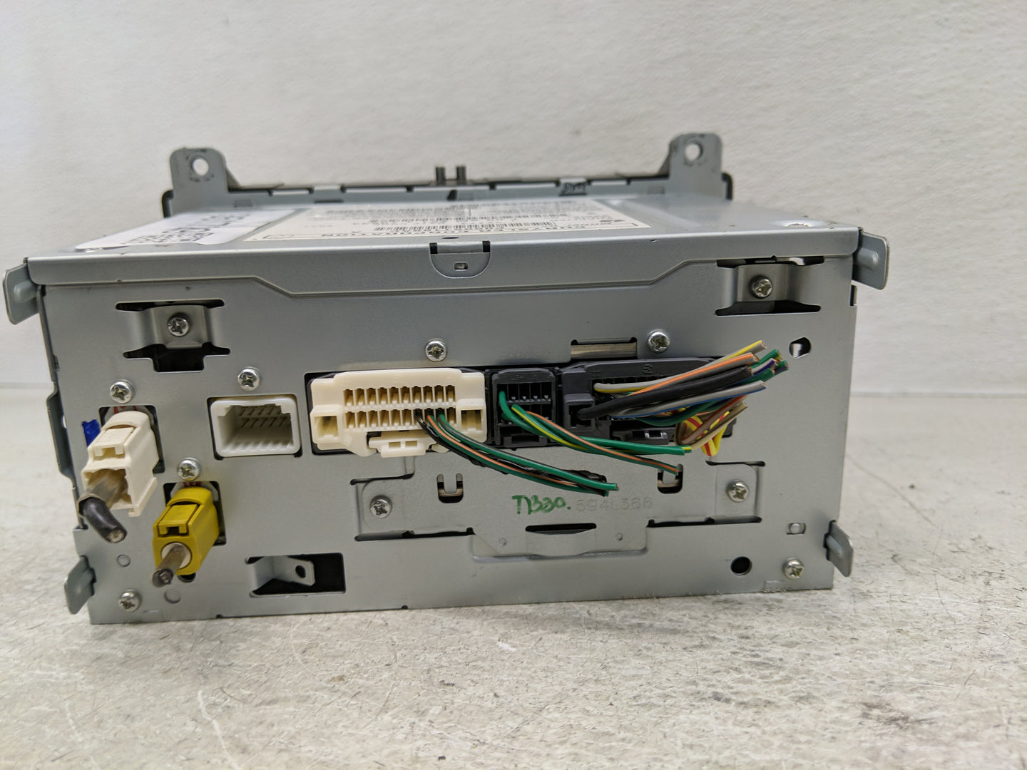 2012 Jeep Cherokee Radio AM FM Cd Player Receiver Replacement Fits OEM Used Auto Parts - Oemusedautoparts1.com