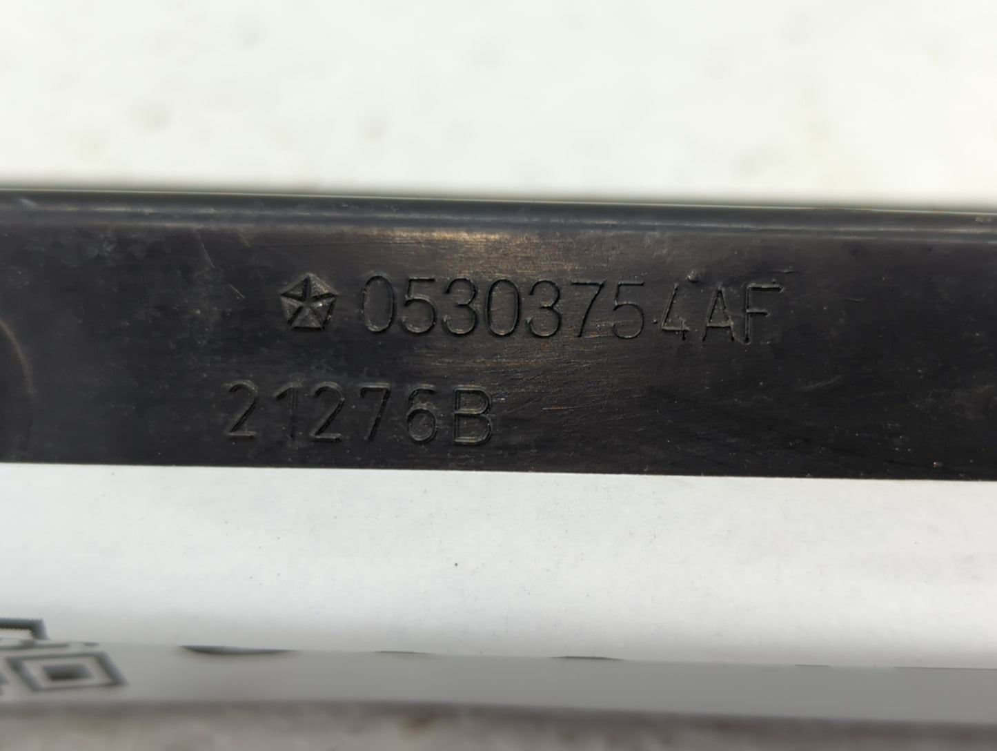 2012 Jeep Cherokee Third Brake Light Tail Light P/N:05303754AF Fits OEM Used Auto Parts - Oemusedautoparts1.com