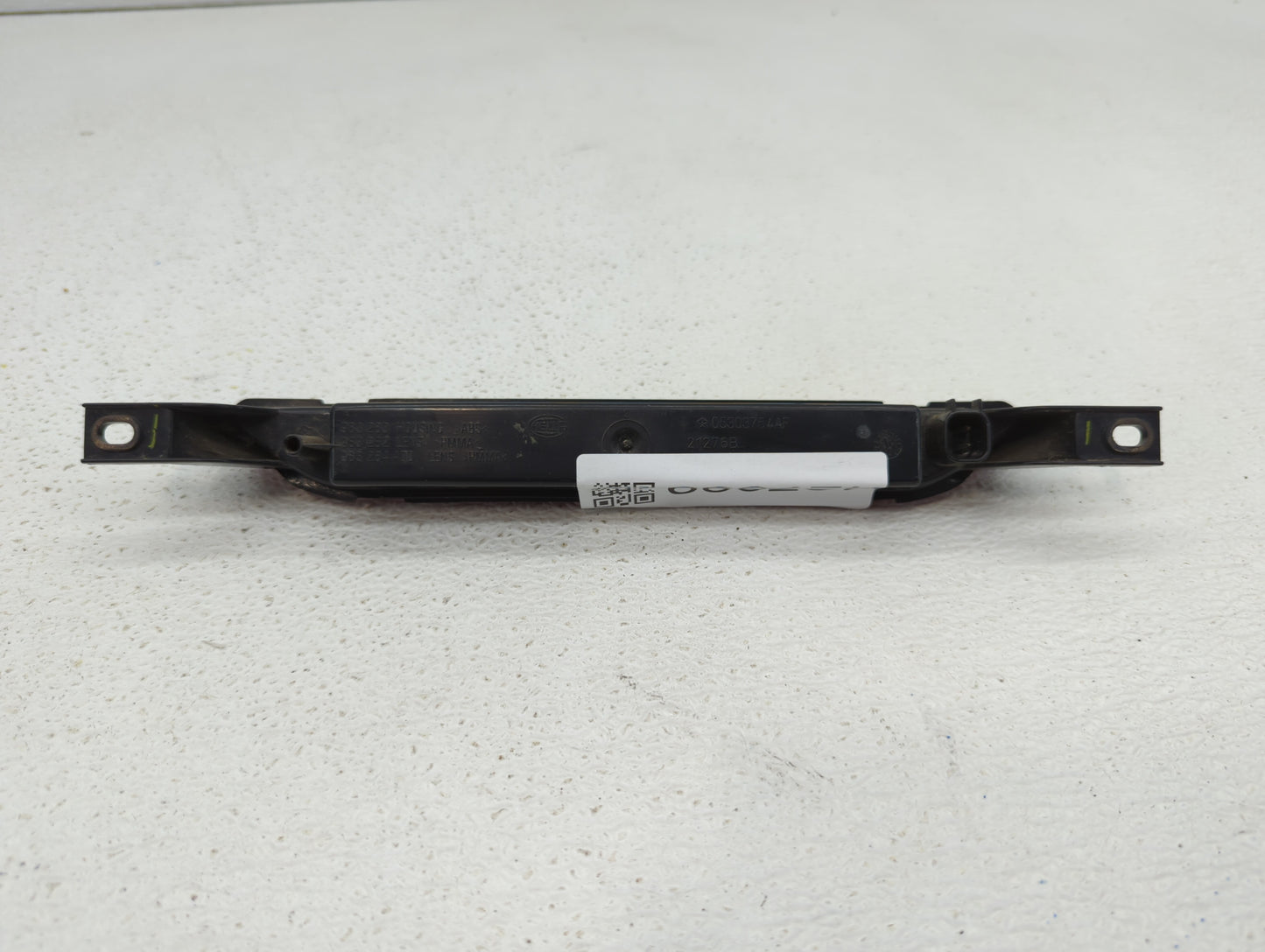 2012 Jeep Cherokee Third Brake Light Tail Light P/N:05303754AF Fits OEM Used Auto Parts - Oemusedautoparts1.com