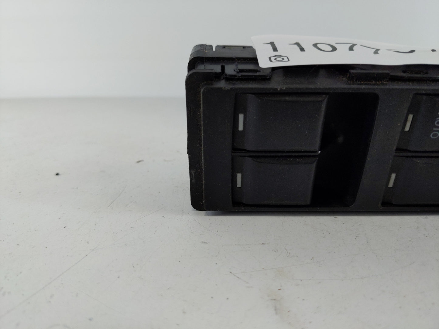 2012 Jeep Compass Master Power Window Switch Replacement Driver Side Left P/N:04602780AA Fits OEM Used Auto Parts - Oemuseda