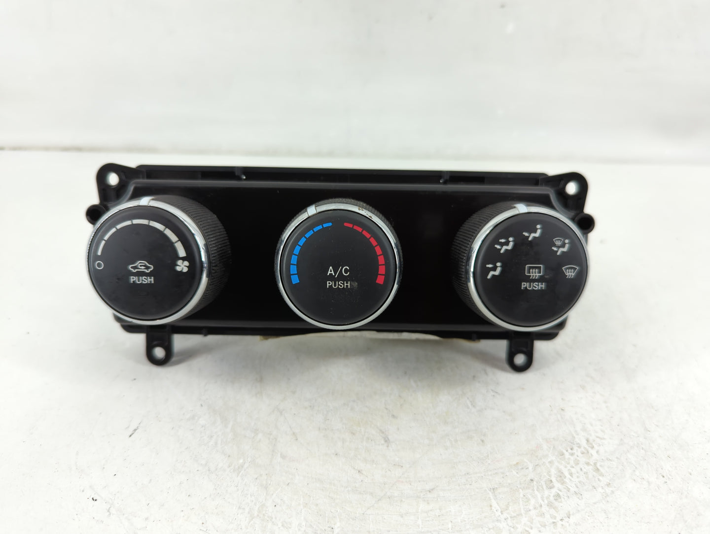 2012 Jeep Compass Climate Control Module Temperature AC/Heater Replacement P/N:P55111278AD Fits Fits 2011 2013 2014 2015 201