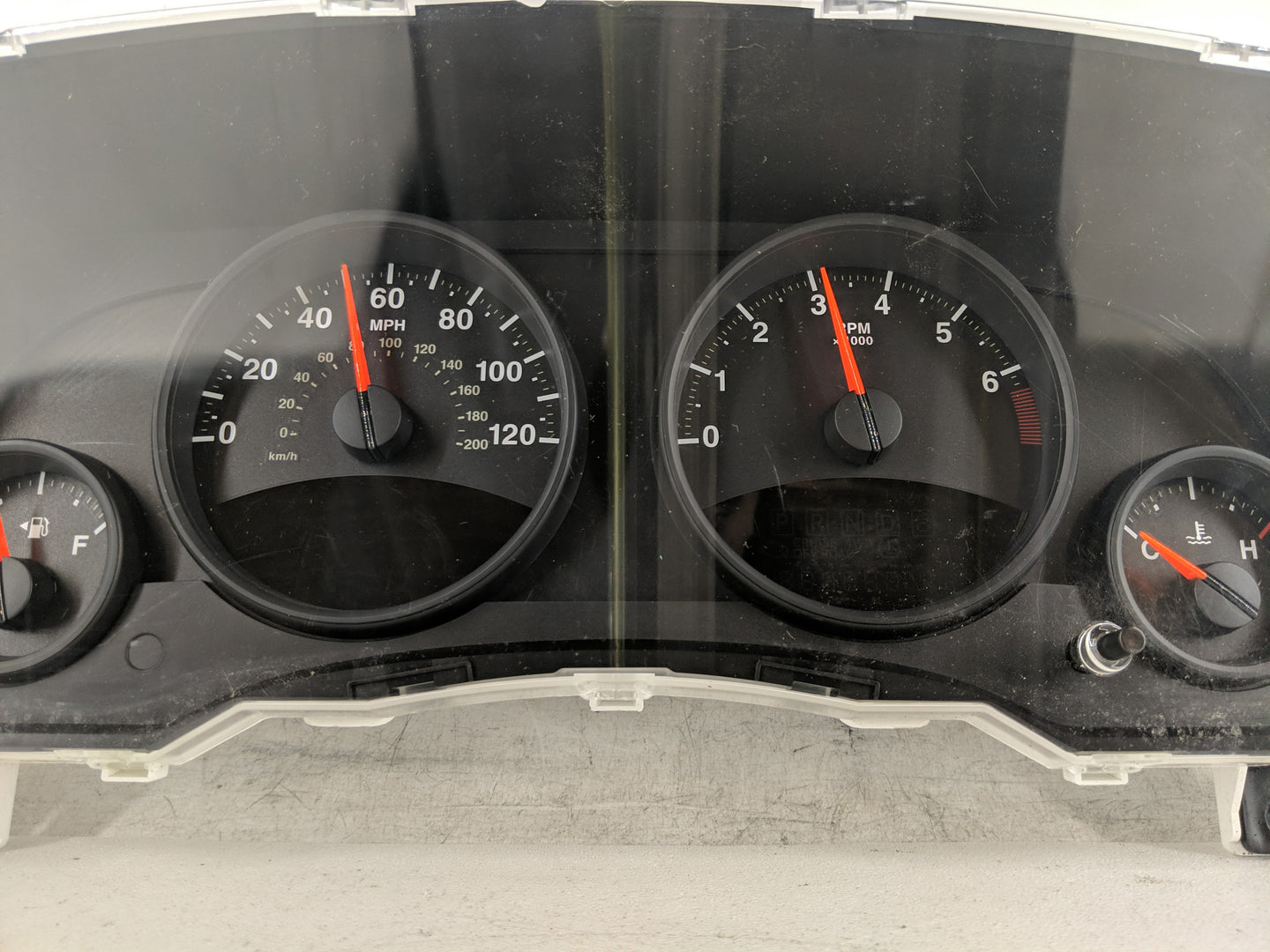 2011-2012 Jeep Compass Instrument Cluster Speedometer Gauges P/N:68080402AE Fits Fits 2011 2012 OEM Used Auto Parts - Oemuse