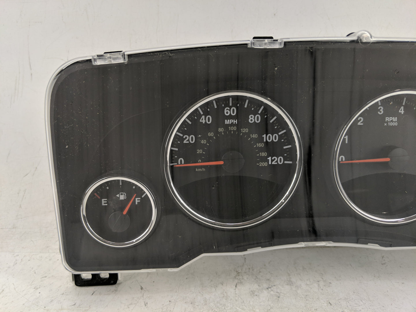 2012 Jeep Compass Instrument Cluster Speedometer Gauges P/N:CR-0035-305-M0-CE 680080404AE Fits OEM Used Auto Parts - Oemused