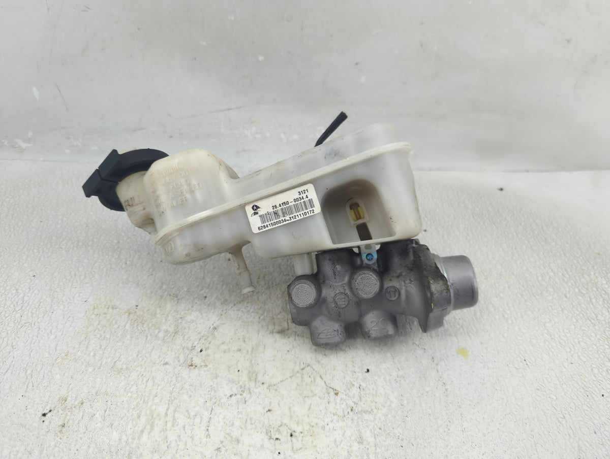 Jeep Compass Brake Master Cylinder 1290532 - Oemusedautoparts1.com