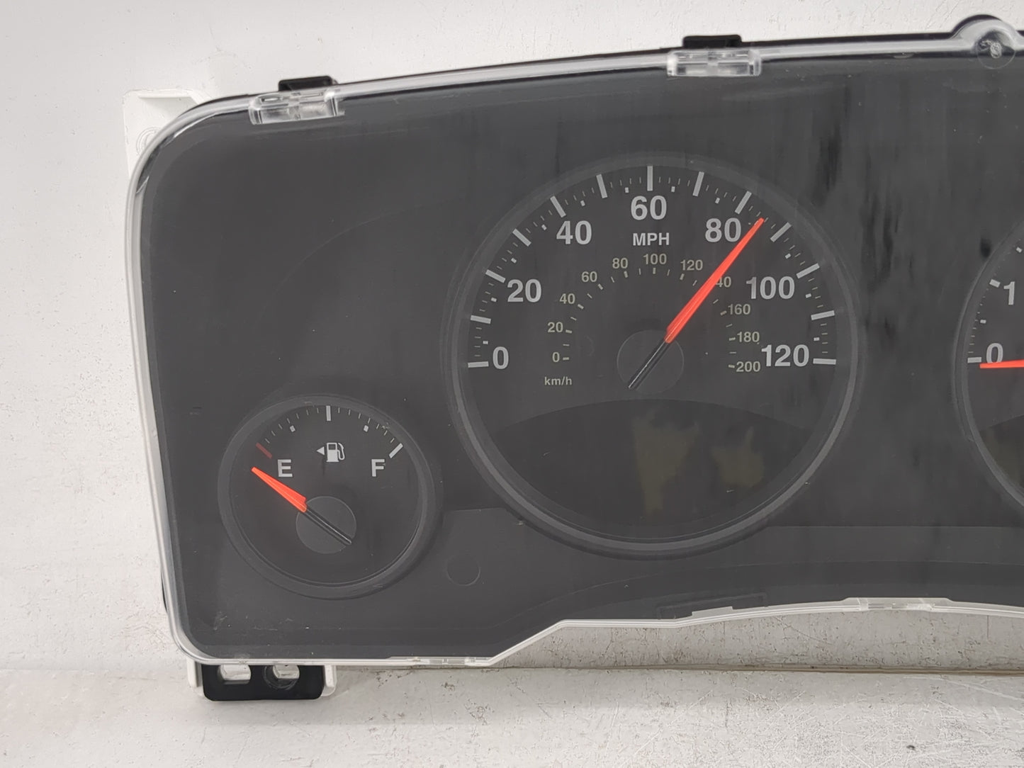 2011-2013 Jeep Compass Instrument Cluster Speedometer Gauges P/N:68080402AE Fits Fits 2011 2012 2013 OEM Used Auto Parts - O