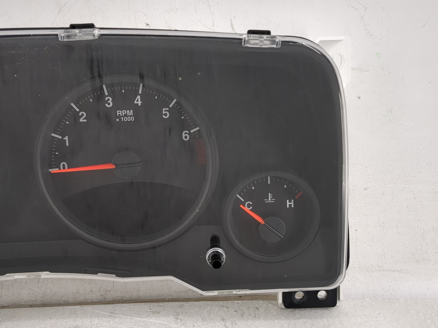 2011-2013 Jeep Compass Instrument Cluster Speedometer Gauges P/N:68080402AE Fits Fits 2011 2012 2013 OEM Used Auto Parts - O