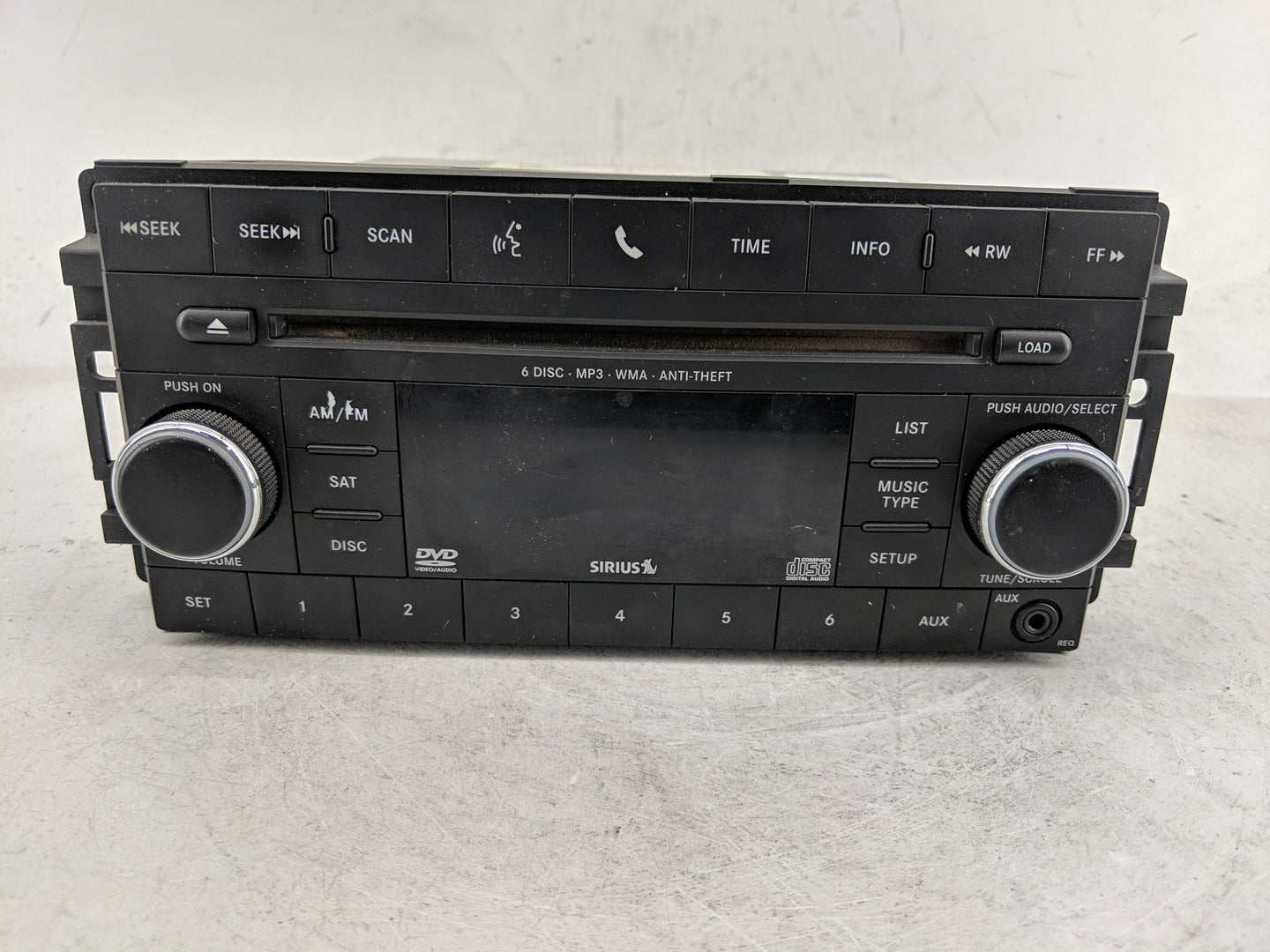 2011-2012 Jeep Compass Radio AM FM Cd Player Receiver Replacement P/N:05064949AG Fits Fits 2011 2012 OEM Used Auto Parts - O